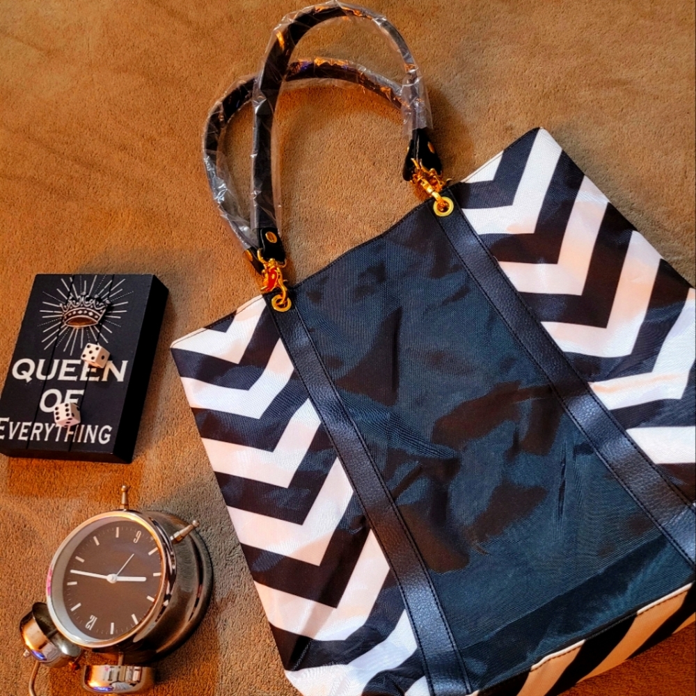 NWT Penelope Ann Bag